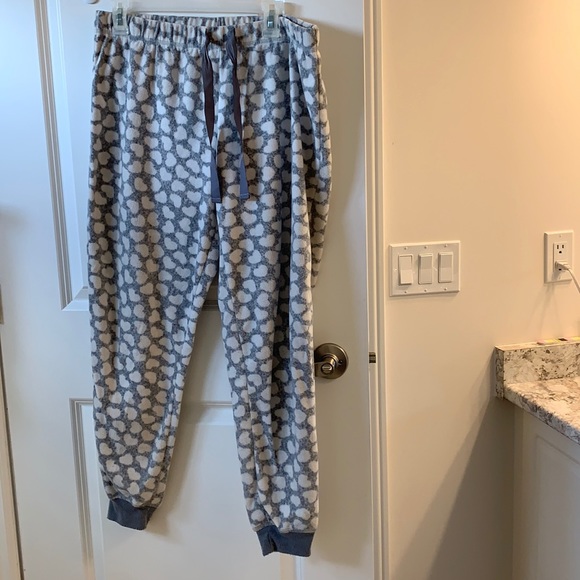 Ladies pjs - Picture 1 of 1